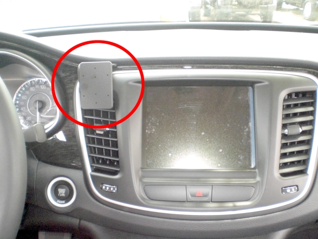 Brodit ProClip, Chrysler 200 15-17