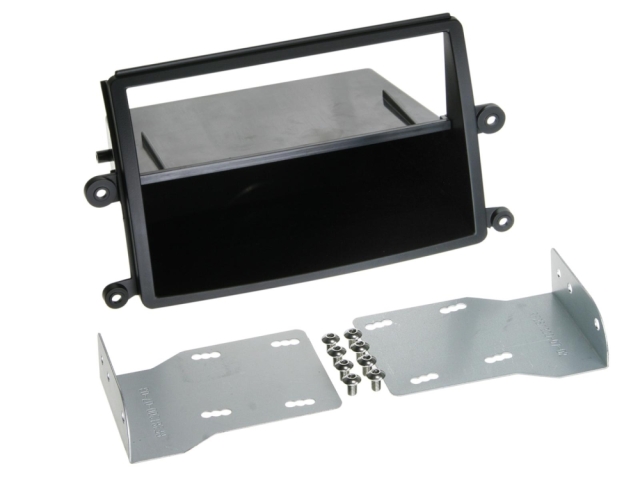 Monteringsram 2-DIN med prylfack, Mitsubishi L200 2006-2015, svart