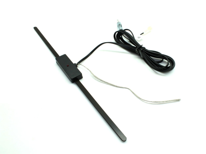 Vindrutemonterad antenn