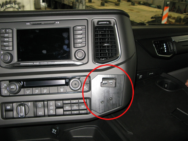 Brodit Förstärkt ProClip, Scania P-series 17-24 i gruppen Modellanpassat / Scania / Scania R-series / Scania R-series 2017> hos CD Bilradio (240213526)