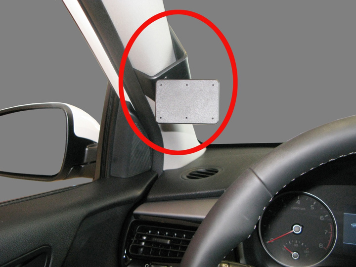 Brodit ProClip, Kia Rio/Stonic 18-23 18-26 i gruppen Modellanpassat / Kia / Rio / Rio 2018-> hos CD Bilradio (240805331)