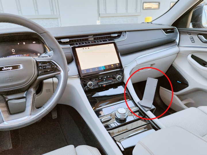 Brodit ProClip, Jeep Grand Cherokee 21-26 i gruppen Modellanpassat / Jeep hos CD Bilradio (240835865)