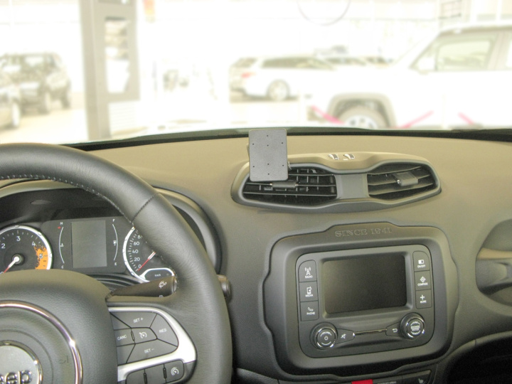 Brodit ProClip, Jeep Renegade 15-23 i gruppen Modellanpassat / Jeep hos CD Bilradio (240855073)