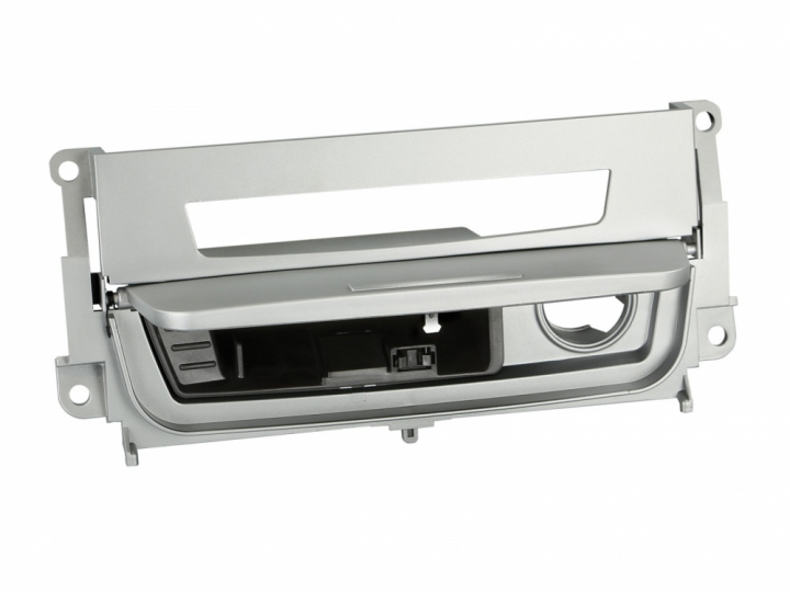 Förvaringsfack med knappsats till BMW E90/E91, silver i gruppen Modellanpassat / BMW / BMW 3-serie / BMW 3-serie 2005-2011 E90/E91/E92/E93 hos CD Bilradio (700271023101)