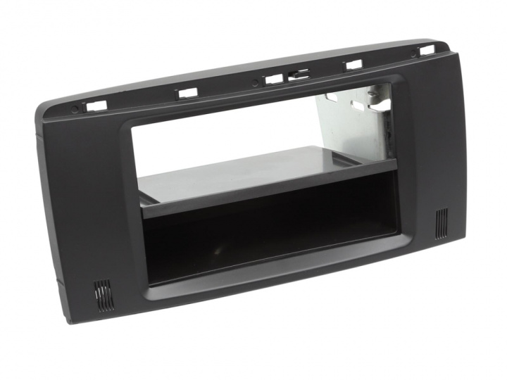 Monteringsram 1-DIN med prylfack Mercedes R-Class 01/2006> i gruppen Modellanpassat / Mercedes / R-Klass / 2006-2012 (W251) hos CD Bilradio (70028119035)