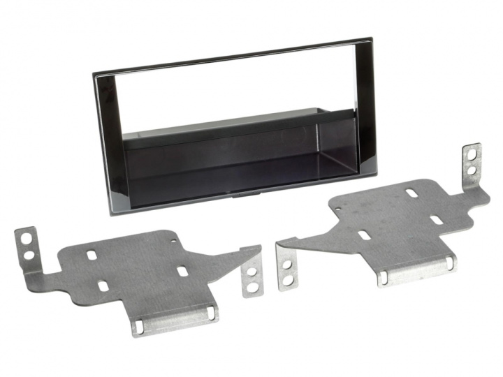 Monteringsram 2-DIN Nissan Juke, piano black i gruppen Modellanpassat / Nissan / Juke hos CD Bilradio (700281210181)