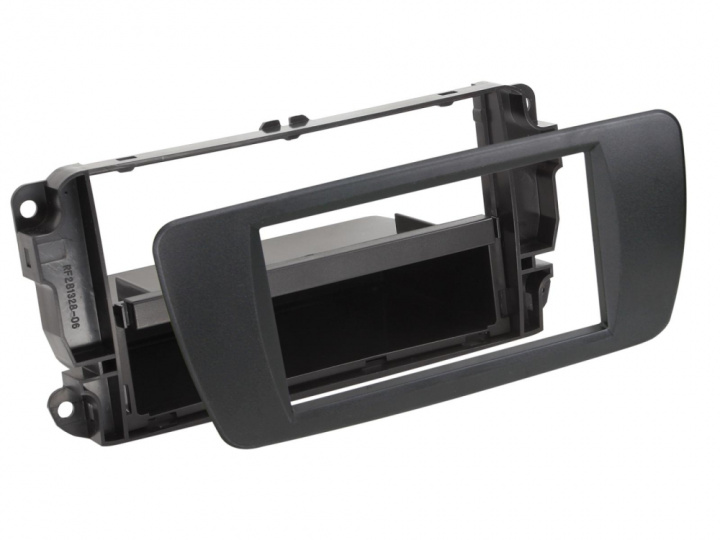 Monteringsram 2-DIN med prylfack Seat Ibiza, nit black i gruppen Modellanpassat / Seat / Ibiza / 2012-2015 (Facelift) hos CD Bilradio (700281328062)