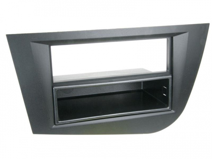 Monteringsram Seat Leon 05 - 09 Svart i gruppen Modellanpassat / Seat / Leon / 1999-2006 (1M) hos CD Bilradio (70028132833)