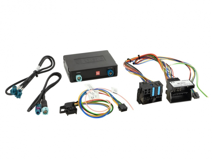 Kameragränssnitt bak- och frontkamera Mercedes NTG4.5 i gruppen Modellanpassat / Mercedes / GL / 2012-2015 (X166) hos CD Bilradio (7007711901032)