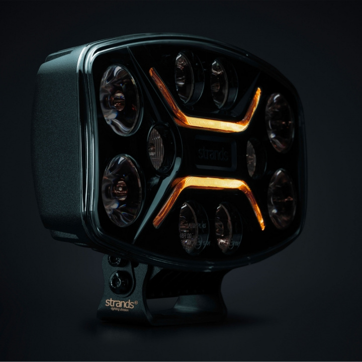 Strands Dark Knight Insane Extraljus Oval i gruppen LED-Belysning / LED-lampor hos CD Bilradio (872270698)