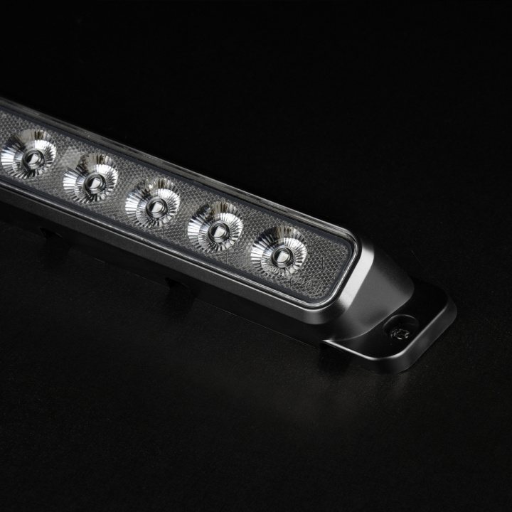 Strands NUUK E-Line Scene Light 80W i gruppen LED-Belysning / LED-lampor hos CD Bilradio (872809136)