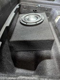 Baspaket till BMW i4 m/ Standard/HiFi-ljud